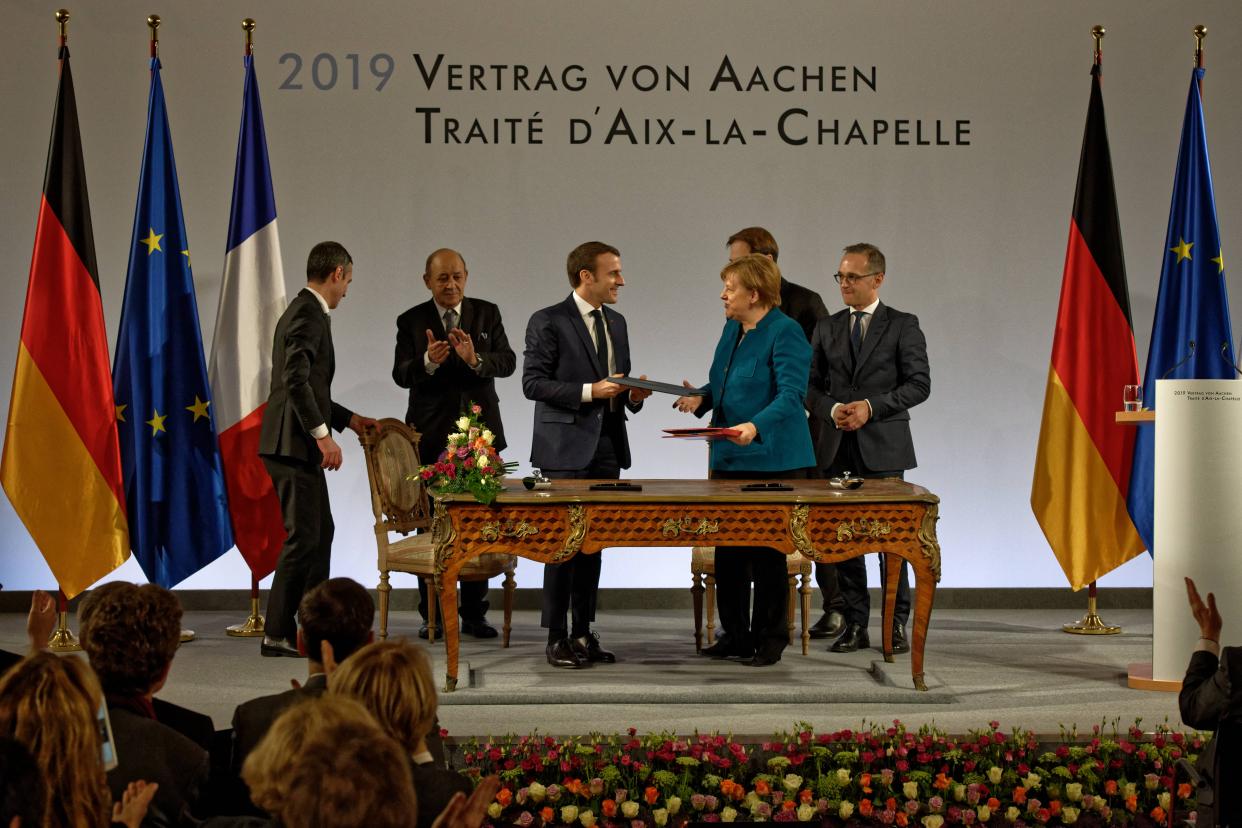 Unterzeichnung des Aachener Vertrags 2019