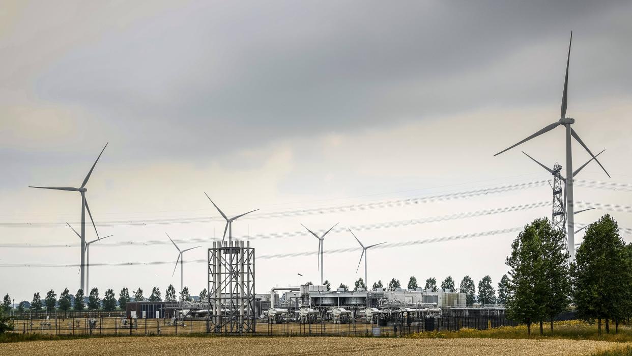 Gas-extraction_Netherlands_imago_ANP_Vincent-Jannik