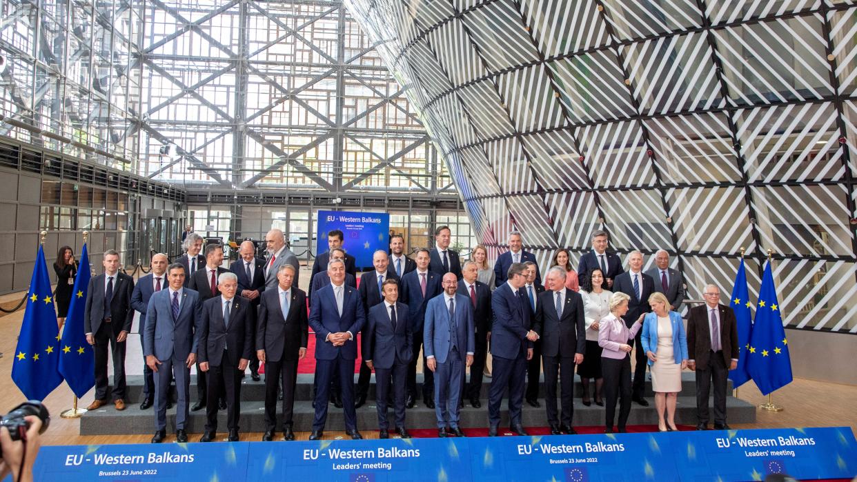 Group photo at the EU-Western Balkan meeting aheas of the European Council summit