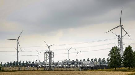 Gas-extraction_Netherlands_imago_ANP_Vincent-Jannik