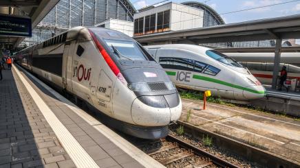 Grenzüberschreitende-Mobilität_Analyse_03_COVER_imago_Rüdiger-Wölk