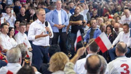 Bild: Donald Tusk bei einer Wahlkampfveranstaltung am 13. Oktober