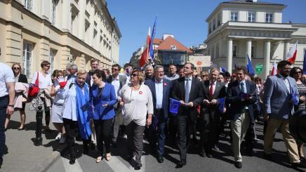 Bild: Berlins ehemaliger OB Michael Müller in Warschau