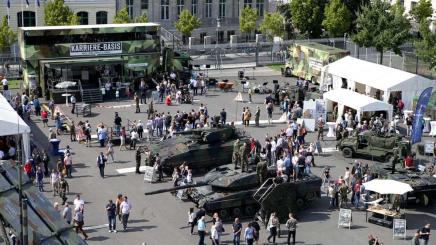 Bild: Luftaufnahme des "Tags der offenen Tür" der Bundeswehr