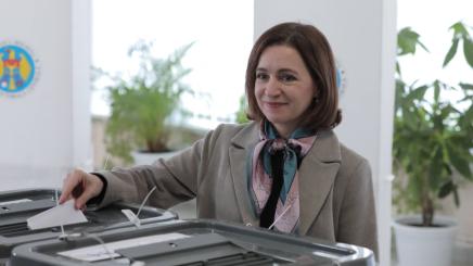 Moldovan President Maia Sandu casts he ballot at a polling station during nationwide local elections, in Chisinau, Moldova in November 2023.